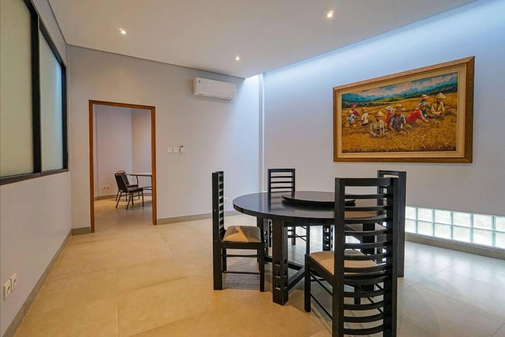 Grand Villa Uluwatu Ungasan Exterior foto
