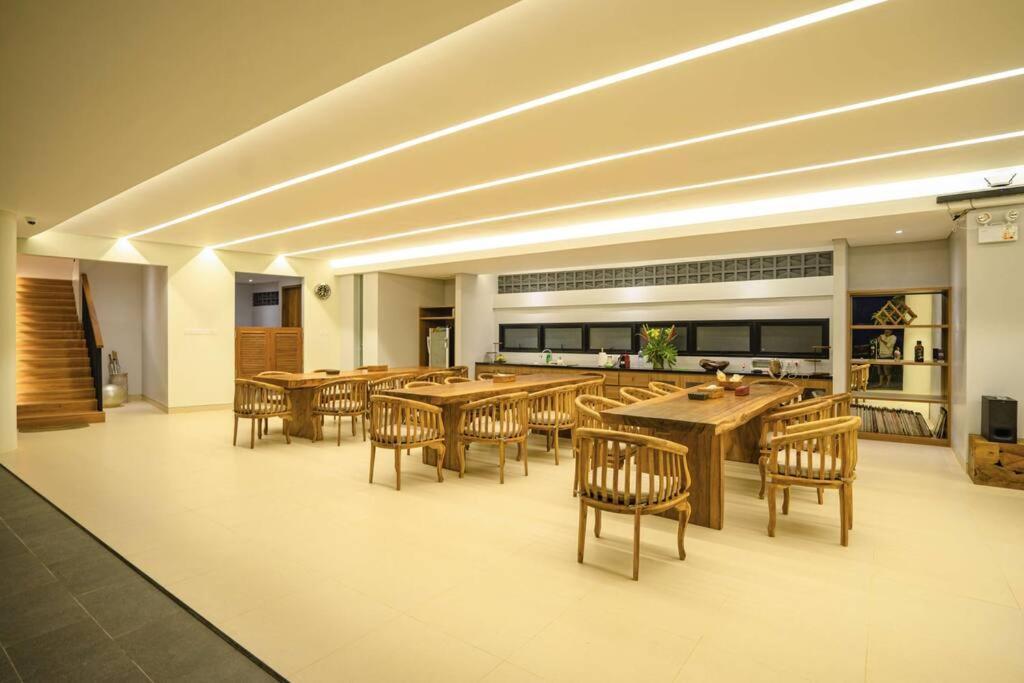 Grand Villa Uluwatu Ungasan Exterior foto